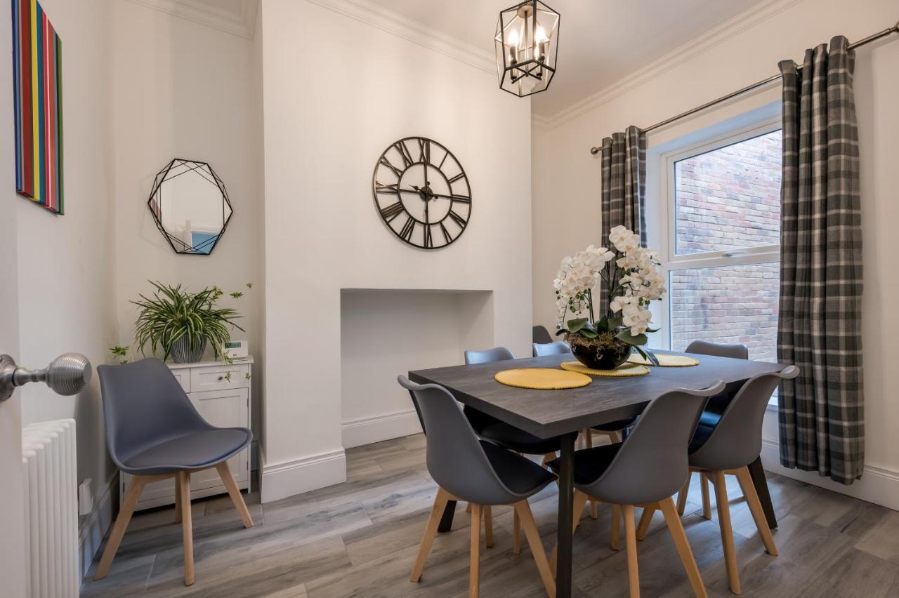 Central Belfast Apartments: Georgian House ภายนอก รูปภาพ
