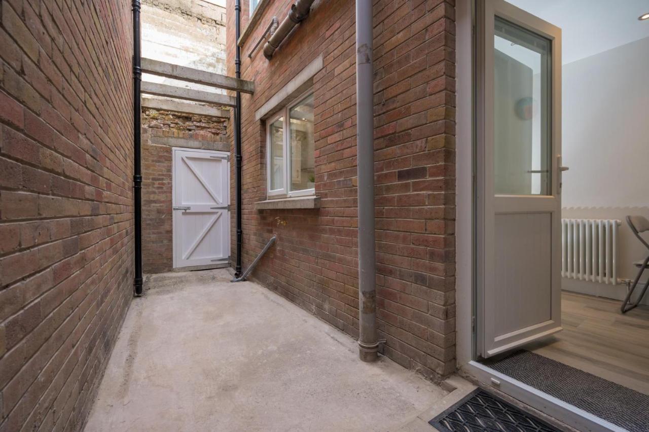 Central Belfast Apartments: Georgian House ภายนอก รูปภาพ